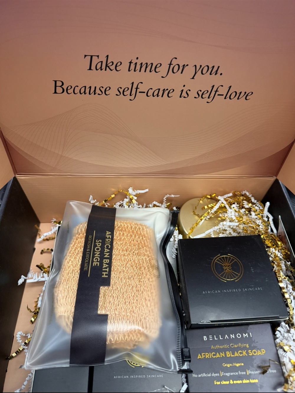 African Black Soap Gift Set with Bath Sponge